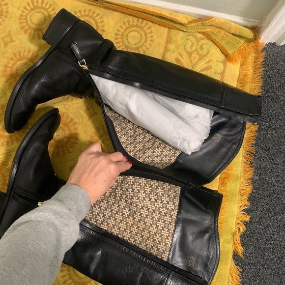 Tory Burch Marlene riding boots - Picture 11 of 16